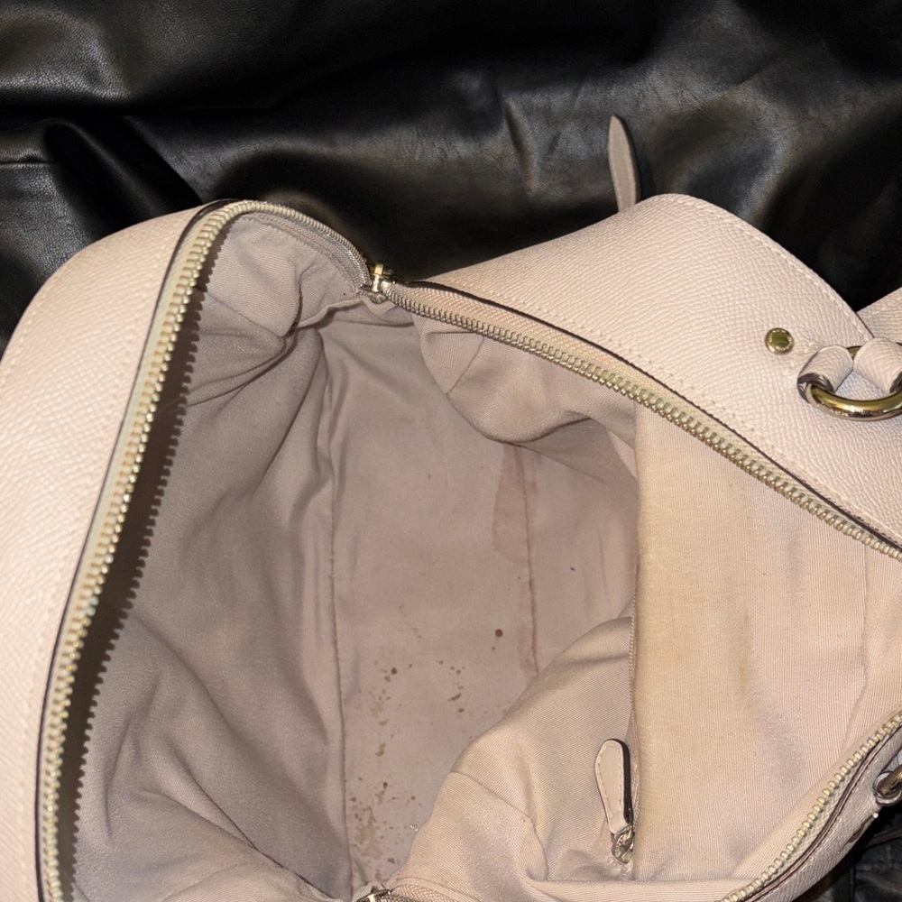💐Coach Jordyn Backpack In Chalk With Gold Hardware💐 - Picture 14 of 15